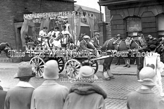 YO 9621 - Jacksons Peel Mills, Morley Carnival, Yorkshire 1927