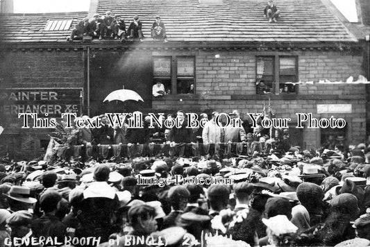 YO 9682 - General Booth At Bingley, Yorkshire