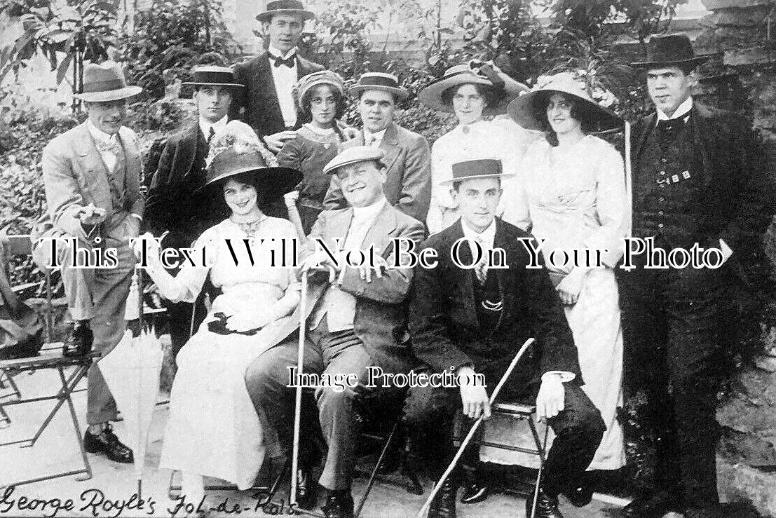 YO 9813 - George Royle's Fol-De-Rols, Scarborough, Yorkshire