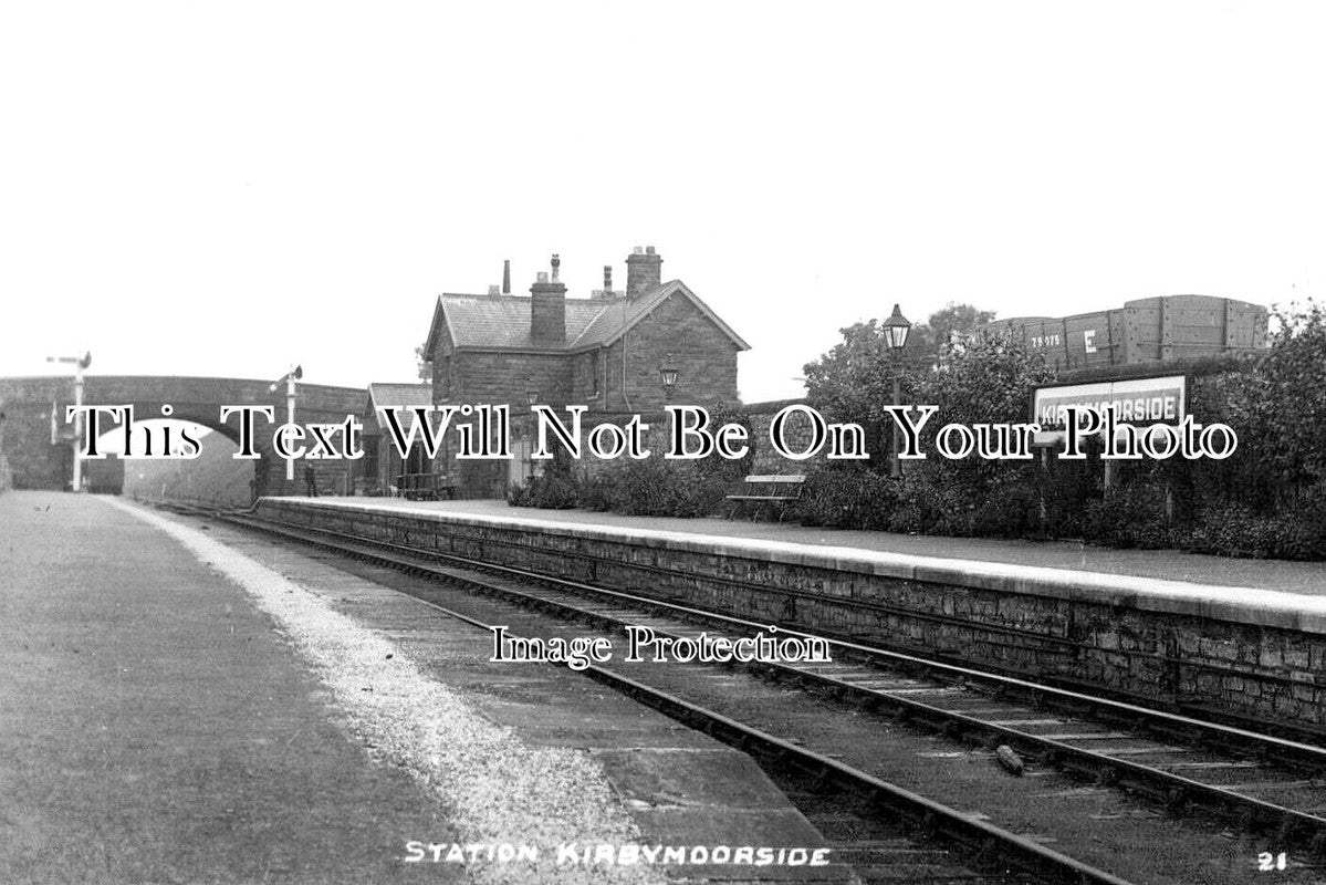 YO 9863 - Kirbymoorside Railway Station, Yorkshire – JB Archive