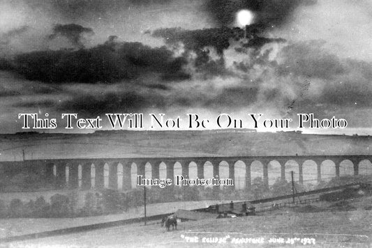 YO 9870 - Penistone Solar Eclipse, Viaduct, Yorkshire June 1927