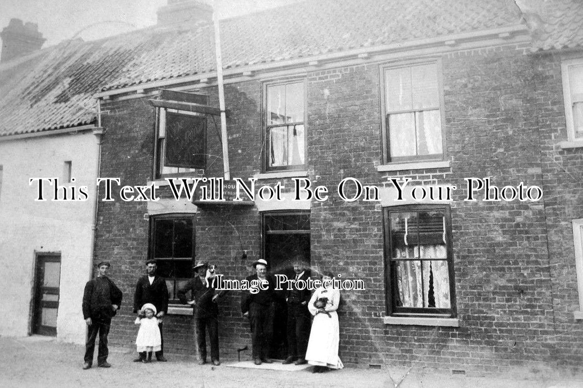 YO 99 - Old Royal Oak Pub, Holderness, Yorkshire