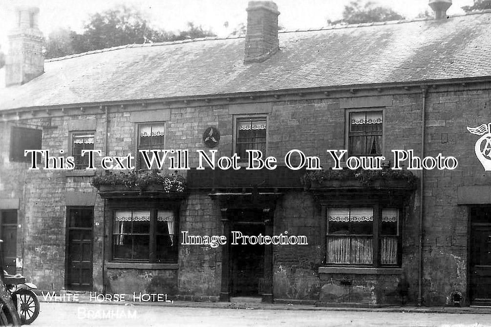 YO 9968 - The White Horse Hotel, Bramham, Yorkshire